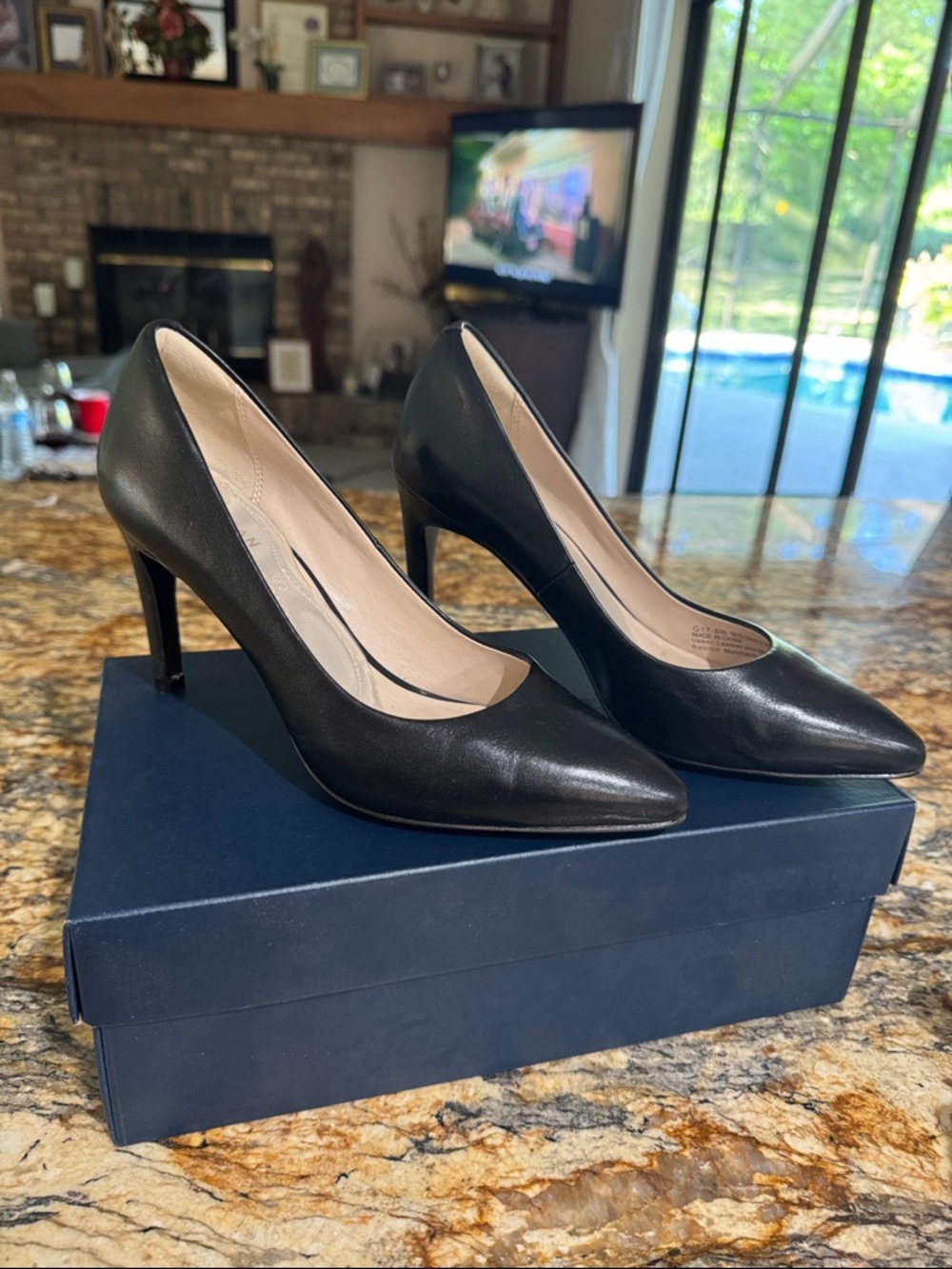 Cole Haan - Black Leather Pointed-Toe Women's Pumps (6.5)